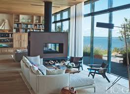 Tour The Caudalie Founders Tranquil Hampton Bays Home Cottages Gardens Home Family Room Cottage