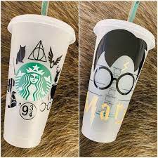 These Plastic Reusable Venti Size 24 Fl Oz Cups Are From Starbucks And You Can Take Them To You Personalized Starbucks Cup Custom Starbucks Cup Starbucks Diy