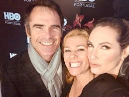 Fernanda Serrano ABRE AS PORTAS À INTIMIDADE e mostra ROSTO dos filhos!