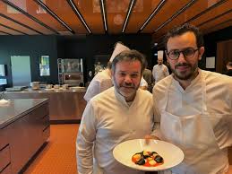 France Info La Transmission En Cuisine Avec Michel Cesar Troisgros Laurent Mariotte Troisgros Cuisine Coulis De Tomate