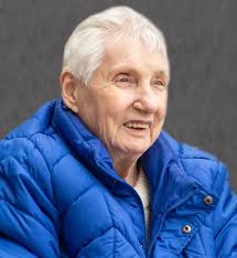 Dennis Dietlin's Instagram, Twitter & Facebook