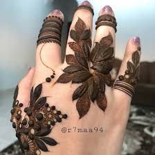 Stylish Thick Henna Flower Designs For Hands Latest Mehndi Designs Henna Flower Designs Khafif Mehndi Design