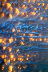 This series of mammatus clouds where taken on december 27 2004 just as a really big summer thunderstorm had formed over my house here in perth, western australia. Silk Pouches Mammatus Clouds Natural Phenomena Sky And Clouds
