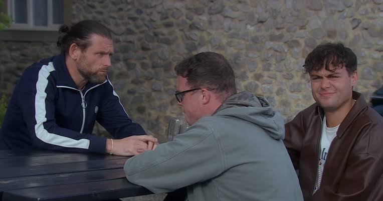 Emmerdale fans know who robbed the cafe and it's not Kev - Manchester  Evening News