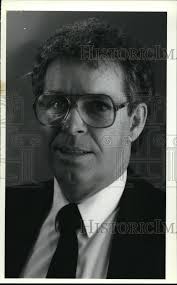 1987 Press Photo Richard Bourquin Superior Dairy