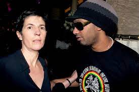 Doc gyneco célèbre les 20 ans de 'première consultation' réédition de l'album , disponible ici. Doc Gyneco Revient Sur Sa Relation Amoureuse Avec Christine Angot