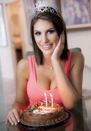 Pin By Yakashi Teru On Mercedes Grabowski 23 August 1994 5 December 2017 Cake Birthday Cake Food