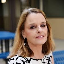 Luz Reyna's Instagram, Twitter & Facebook