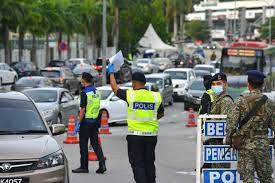 The mco for six states in the country, including penang over on the southwest district of the island, district police chief supt aa anbalagan said a total of six roadblocks will be set up in the district. First Day Of Conditional Mco At Penang Sub District Goes Smoothly The Star