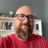 Lola Ayers's Instagram, Twitter & Facebook