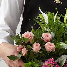 Join our new loyalty program & earn points every time you shop! Fiesta Flowers Las Cruces Florist Delivering Fresh Flowers Balloons Gift Baskets And Gifts Also Specializing In Balloon Decorating