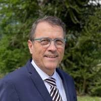 80+ Profile mit dem Suchbegriff „Brazier“