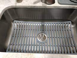 Transform your kitchen sink into an organized work zone with this malta large kitchen sink mat. Vigo Gray Silicone Kitchen Sink Protective Bottom Grid For Single Basin 36 In Sink