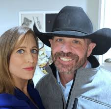 Names of contractors that build