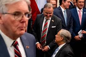 Governor Abbott signs Texas Capital Markets bill package, see photos