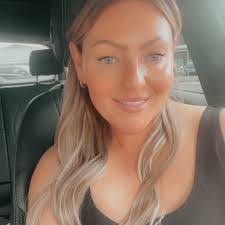 Paige Brophy's Instagram, Twitter & Facebook