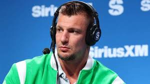 Rob Gronkowski slams rookie's wild demand after joining new NFL team