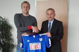 Kamil glik has a upper silesian grandfather and therefore has german citizenship. Kamil Glik Gral W Gliwicach Piast Jest Brany Pod Uwage Na Przyszlosc Infogliwice Pl Gliwice