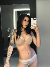 TW Pornstars - Vera Bambi LIVE. Twitter. Fan of selfies? Or do you prefer  professional pics?. 9:26 PM - 10 Aug 2018