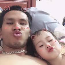 Video từ camera an ninh của tòa nhà ghi lại cảnh. Qwaazewmqtdfm