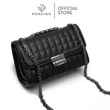 Trend tas wanita terbaru 2021 untuk santai terbaru yang lagi hits membahas tentang model tas santai terbaru 2021 emang bikin fikiran jadi fresh. Harga Model Tas Wanita Shoulder Bag Terbaik Agustus 2021 Shopee Indonesia