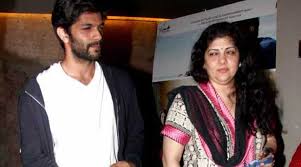 Prabodhankar thackeray also knows as keshav sitaram thakre, and keshav sitaram dhodapkar was a prolific author and campaigned actively for. Mns Chief Raj Thackeray S Wife Gets 65 Stitches After Dog Attack India News The Indian Express
