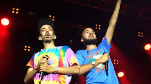 Tous deux étudient dès l'enfance la musique au conservatoire de toulouse. Au Fil Du Son Bigflo Et Oli Ont Envie D Etonner De Se Faire Plaisir