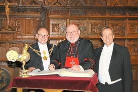Der erzbischof von münchen freising, kardinal und reinhard marx, spricht am donnerstag (du 30.12.2010) à oberschleißheim (oberbayern) in der pfarrkirche st. Kramermahl 2018 Heimspiel Fur Kardinal Marx Munster Munstersche Zeitung