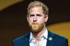 I'm begging Prince Harry to come back to Britain