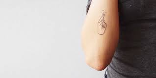 Das Sind Die Coolsten Vorlagen Fur Kleine Tattoos Kleine Tattoos Kleine Tattoos Vorlagen Tattoos