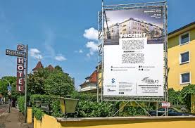 So bietet esslingen einen großen schatz an kulturdenkmälern, ist bei bürgern und touristen für seine liebevolle innenstadt bekannt und die heimat für innovative unternehmen. Tradition Beugt Sich Der Gegenwart Anstelle Des Oberesslinger Hotels Rosenau Entstehen 41 Wohnungen Esslingen Esslinger Zeitung
