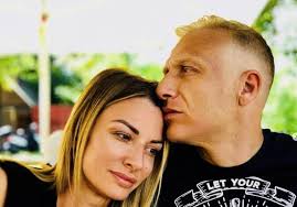 Evo kada je Milan Kalinić poslednji put objavio fotografiju sa Sandrom