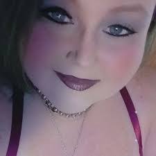 Heather Macon's Instagram, Twitter & Facebook