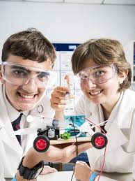 Toowoomba State High School students participate in science low emissions  workshop Origin Energy, QMEA