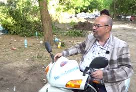 Maybe you would like to learn more about one of these? Primarul Piedone Pe Scuter Prin Sectorul 5 Ziarul De InvestigaÈ›ii