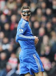 The spanish international, who made 172 appearances for the blues over five years, originally retired from football in august 2019. Premier League On Twitter Photo Fernando Torres Is Doing His Best Superhero Impression For Chelsea At Southampton Wearing A Protective Mask Http T Co Qy9mj7sxid