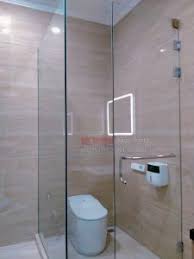 Kaca tempered digunakan jika suatu ketika kaca shower tersebut pecah melukai orang di sekitarnya. Pemasangan Sekat Kamar Mandi Kaca Tempered Di Perumahan Wirosaban Baru Yogyakarta Nirwana Group Yogyakarta