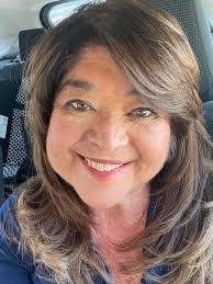 Phyllis Penn's Instagram, Twitter & Facebook