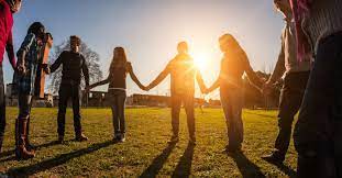 How To Get Youth Involved In The Larger Life Of The Church Ministry To Youth People Holding Hands Peer Multiracial