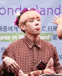 Byeongkwan Boy Groups Ace Women