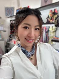 Massimo Ravinale直播］ 所有貨品已經上架🌟 頸鍊絲巾大受歡迎🥰好多謝大家支持❤️ 部份款式已經Sold  out🙈大家要盡快落單啦￼⚡️ 訂購即上➡️  https://www.chicselective.com/categories/massimo-ravinale%E7%9B%B4%E6%92%AD  直播重溫➡️ https://www.facebook.com ...