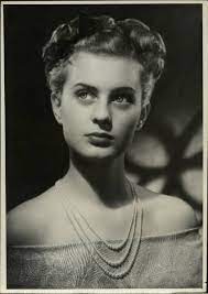 Pin By Alison Hanks On Retro Vintage Vintage Waves Hair Womens Hairstyles 1940 S Hair