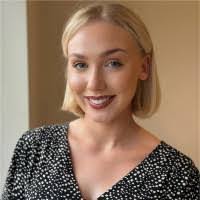 Annie Osborne's Instagram, Twitter & Facebook