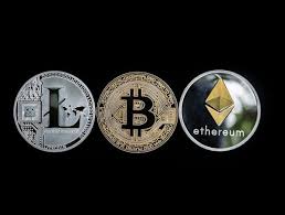 The bitcoin cash war split the currency into two and crashed the market. Cryptoticker Bitcoin Ethereum Crypto News Price Trends