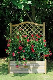 epingle par brin de jardin paris sur carre potager jardiniere amenager petit jardin jardiniere en bois treillage