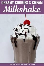 Creamy Cookies N Cream Milkshake Video Recipe Video In 2020 Cookies And Cream Milkshake Milkshake Recipe Easy Oreo Milkshake Recipe