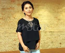 Pertama kaliku kenalkan dirimubetapa indahnyabila kau senyumpertama kaliku rapat denganmubaruku tahu kauamat bermakna padakuaku tahu kau sudah berpunyatapi. Seronok Punya Pasai Dapat Rm3 Pun Takpa Shaa Hiburan Mstar