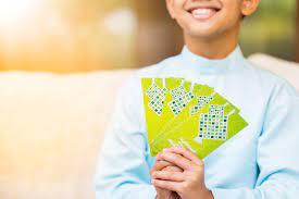 In malaysia, the first two days are regarded as public holidays but most will take a week off for this celebration. Get Fresh Notes For Duit Raya At These Bank Atms