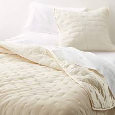 Ships free orders over $39. Audra Velvet Ivory King Quilt Reviews Crate And Barrel Canada