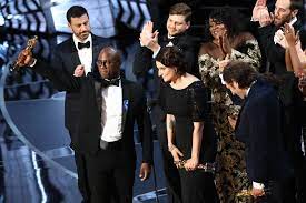 The 2017 oscars — also known as the 89th annual academy awards — aired on sunday, february 26 live from the dolby theatre in los angeles, and la check out the list of 2017 oscar winners below. Oscar Winners 2017 The New York Times